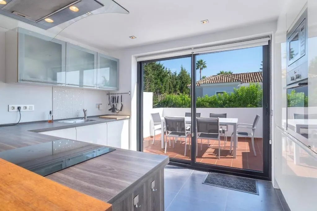 Casa Luna Beach Estepona Villa 0*,  Spain